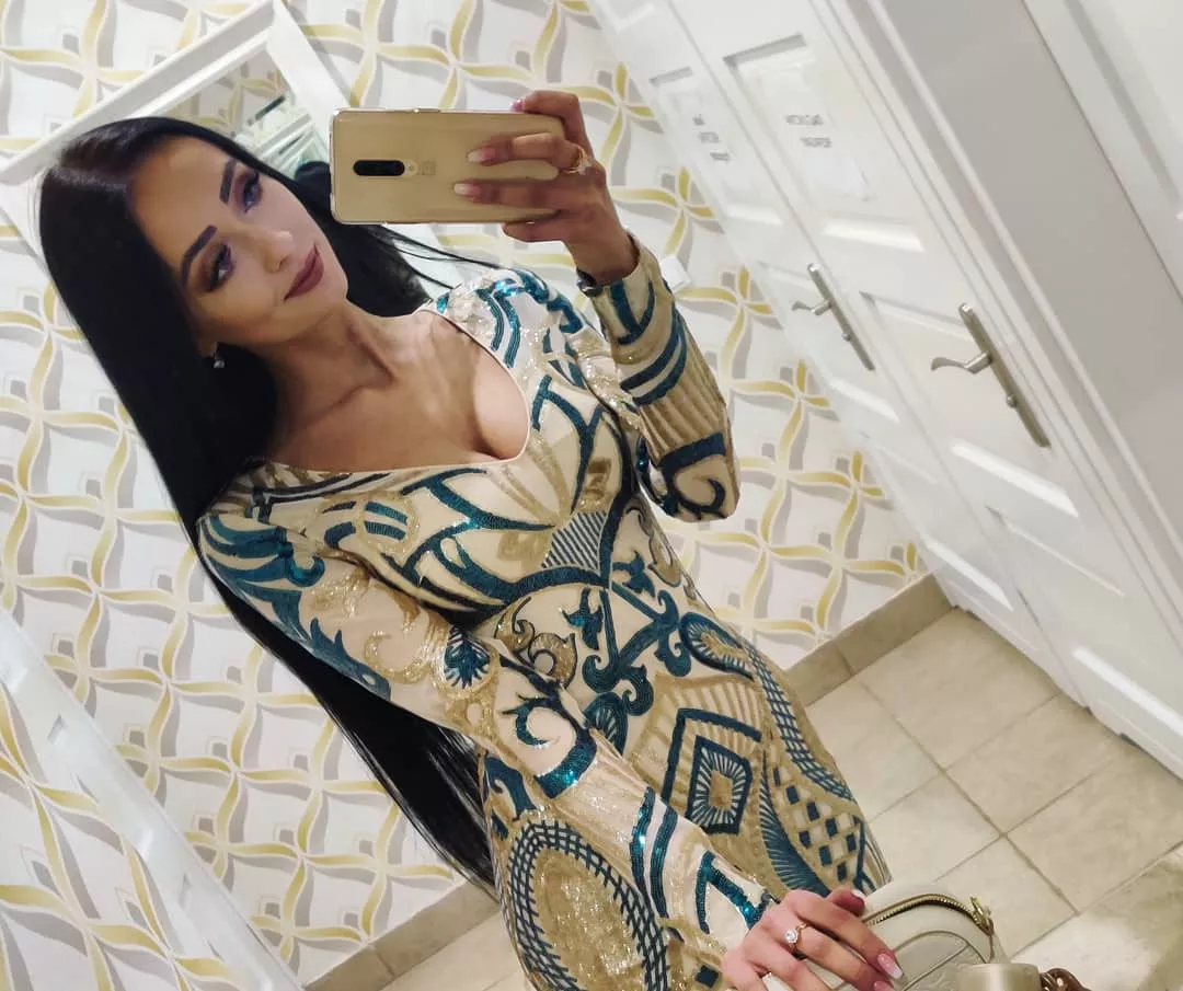 Co za zdjęcia! Przepiękna gwiazda disco polo bezwzględnie kusi swoich fanów! 
